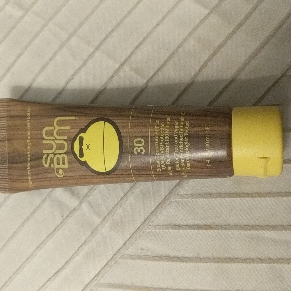 NWT Broad Spectrum SPF 30 Sunscreen